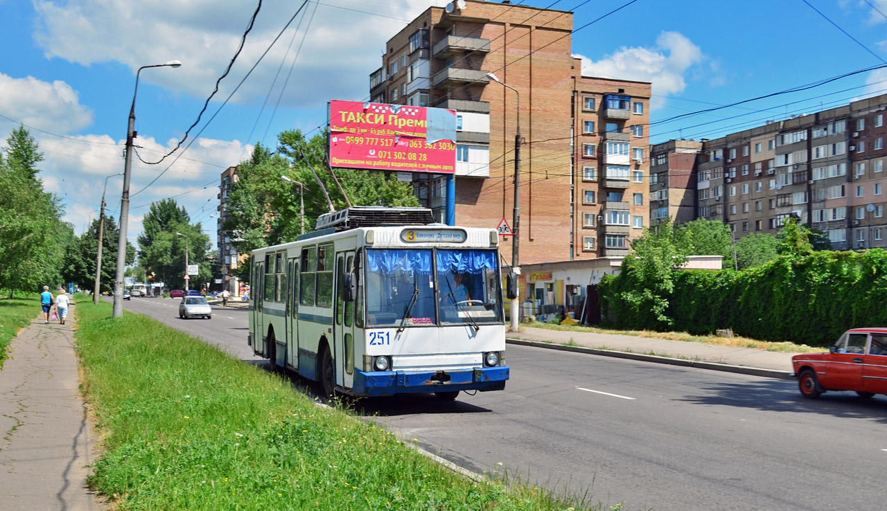 Макеевка, ЮМЗ Т2 № 251