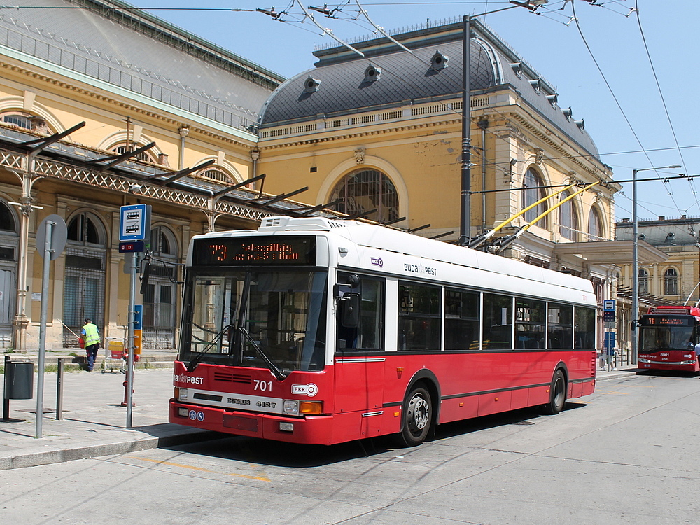Будапешт, Ikarus 412.81 № 701
