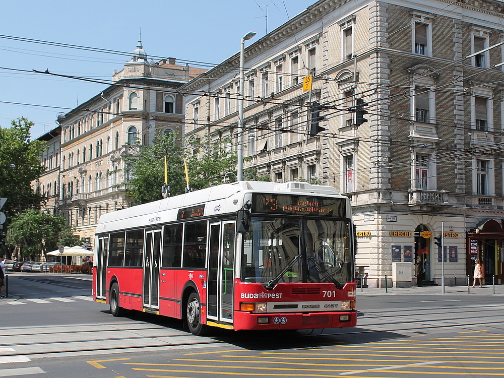 Будапешт, Ikarus 412.81 № 701