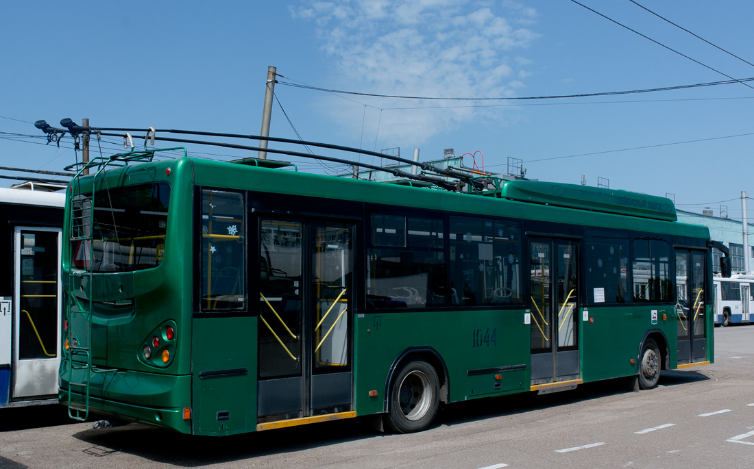 Уфа, БТЗ-52763А № 1044