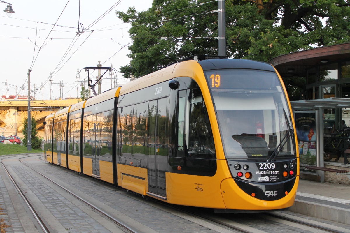 Будапешт, CAF Urbos 3 № 2209