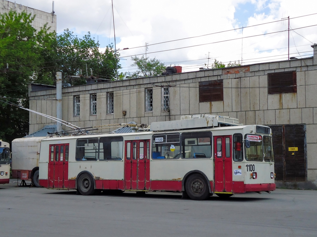 Челябинск, ЗиУ-682В-012 [В0А] № 1100