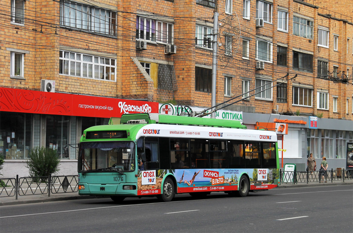 Красноярск, БКМ 321 № 1076