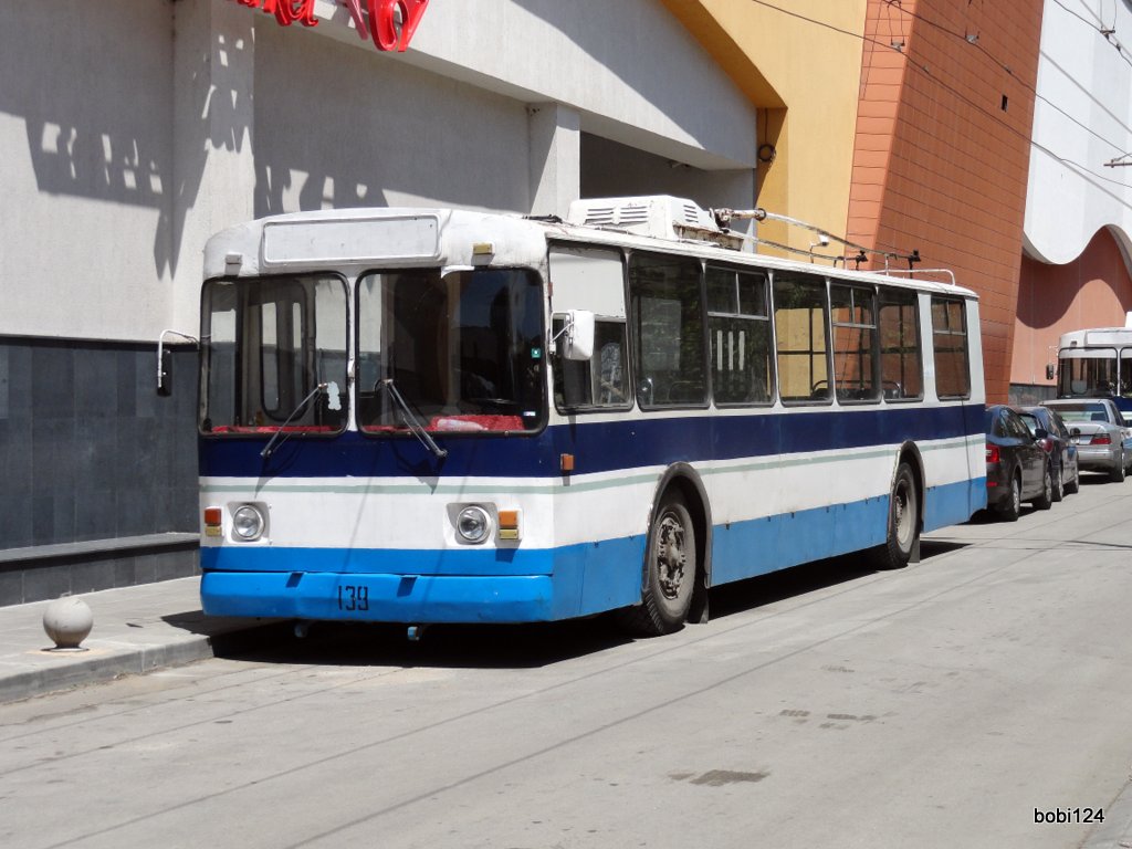 Плевен, ЗиУ-682УП НРБ № 139 (01392)