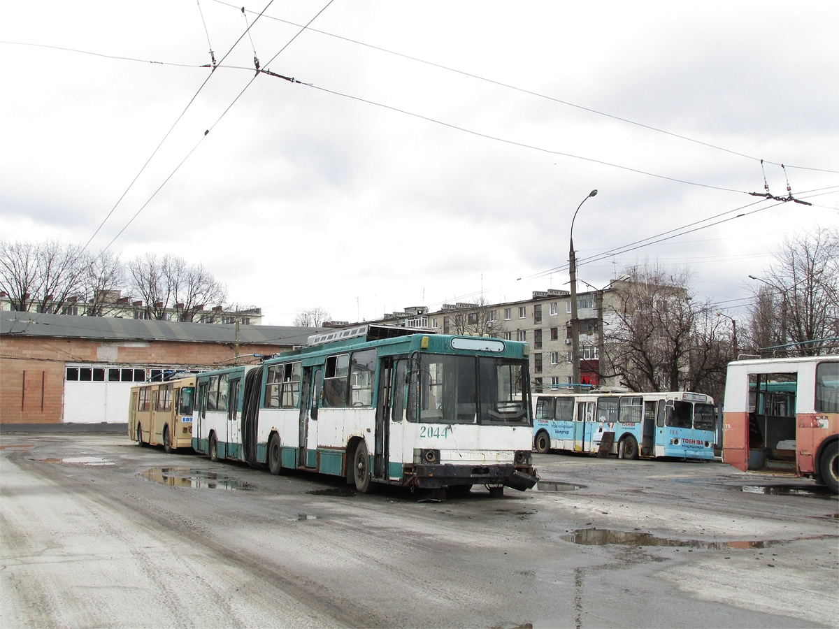 Харьков, ЮМЗ Т1 № 2044