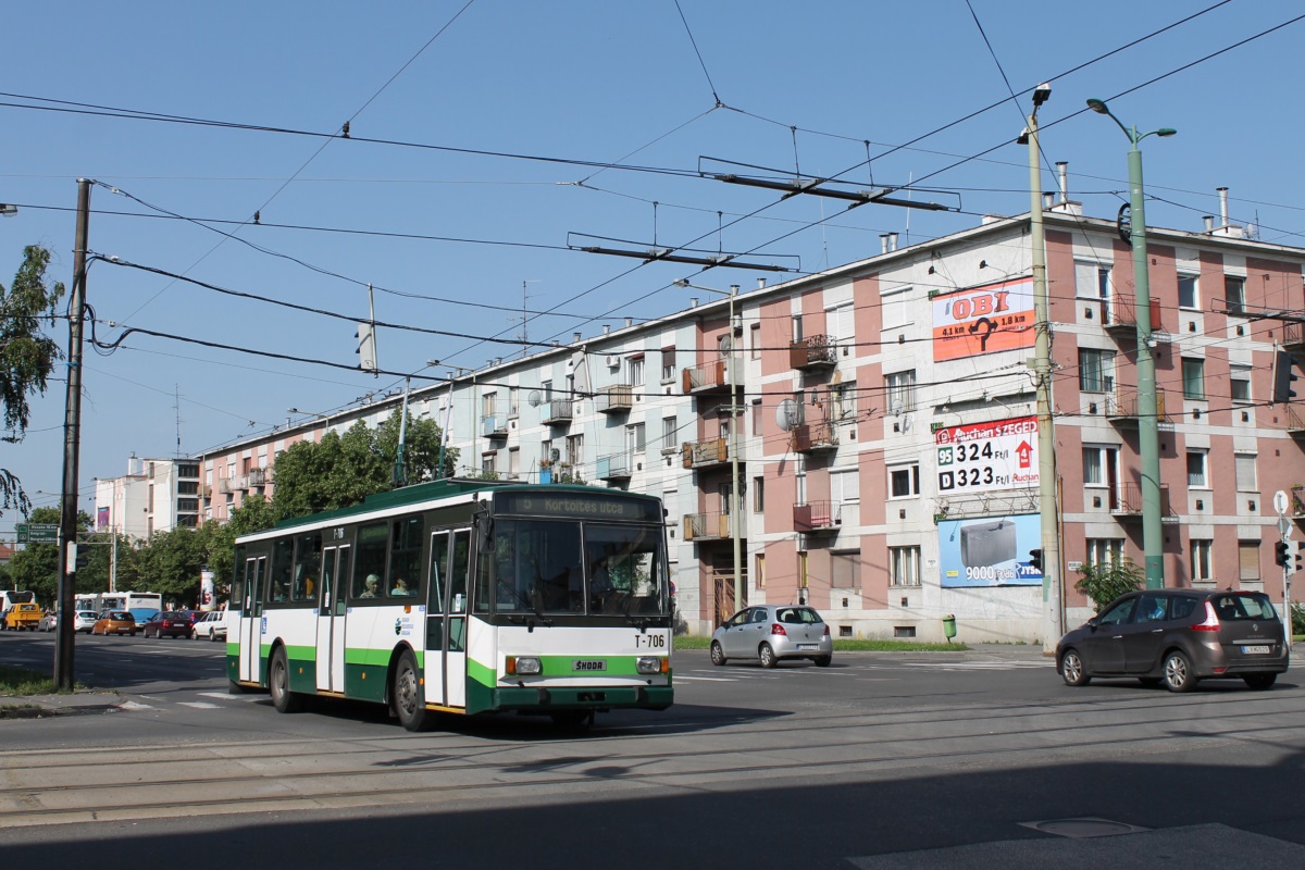 Сегед, Škoda 14Tr08/6 № T-706