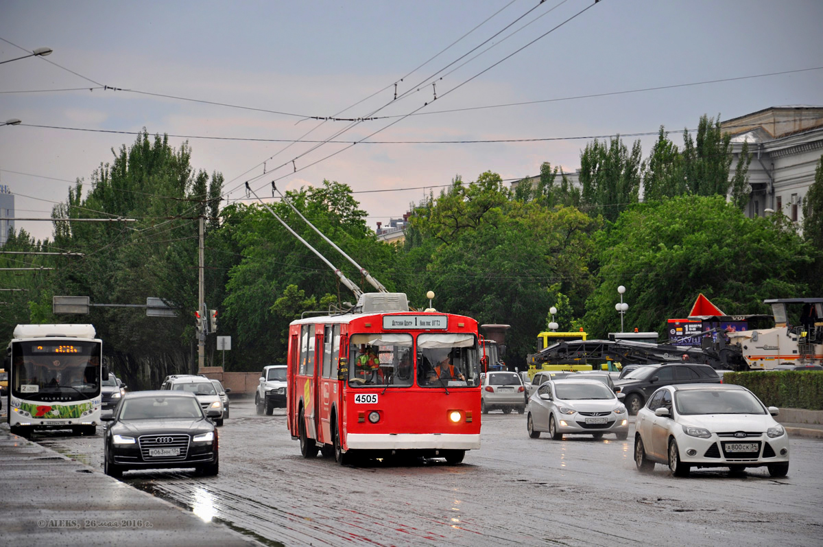 Волгоград, ЗиУ-682В [В00] № 4505