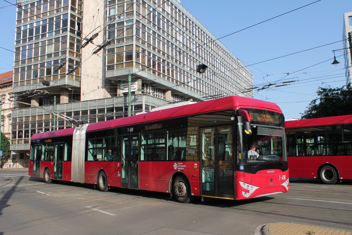 Szeged, Ikarus-Škoda Tr187.2 — T-458