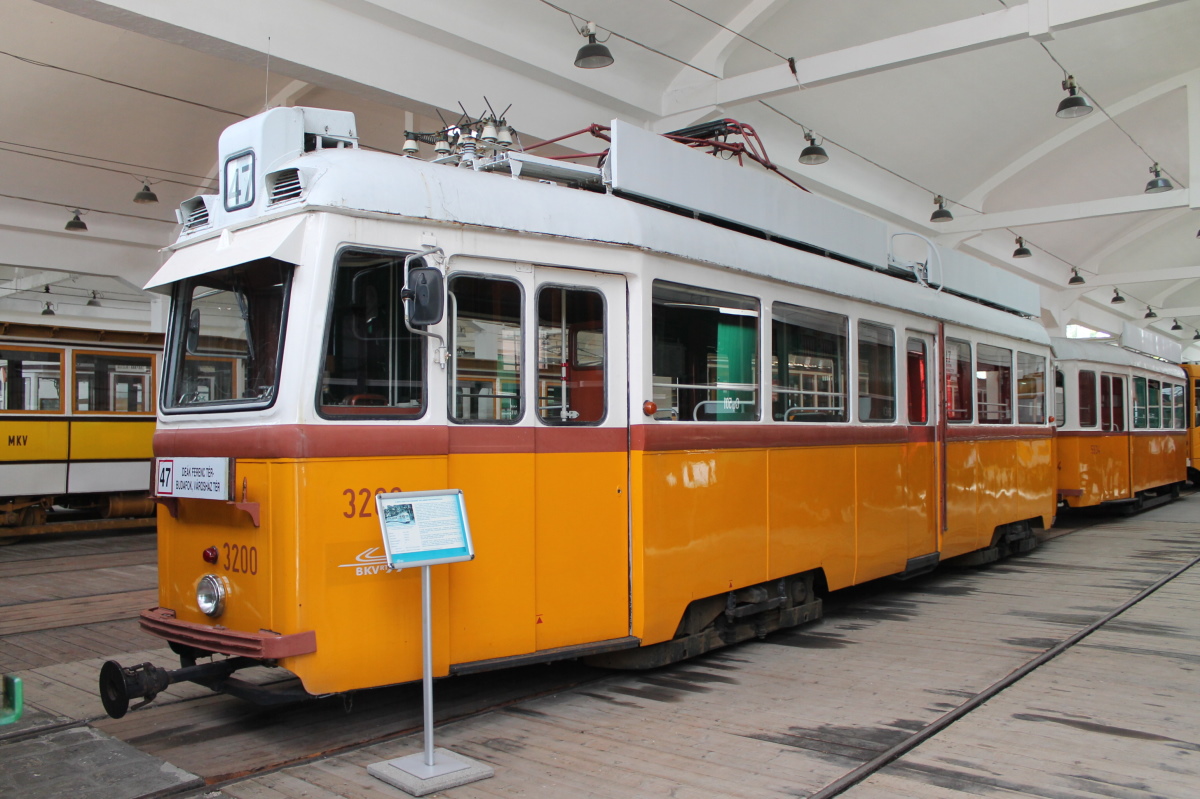 Будапешт, Ganz UV1 № 3200; Будапешт — Музеи Будапешт, Ganz UV1 № 3200; Будапешт — Музеи