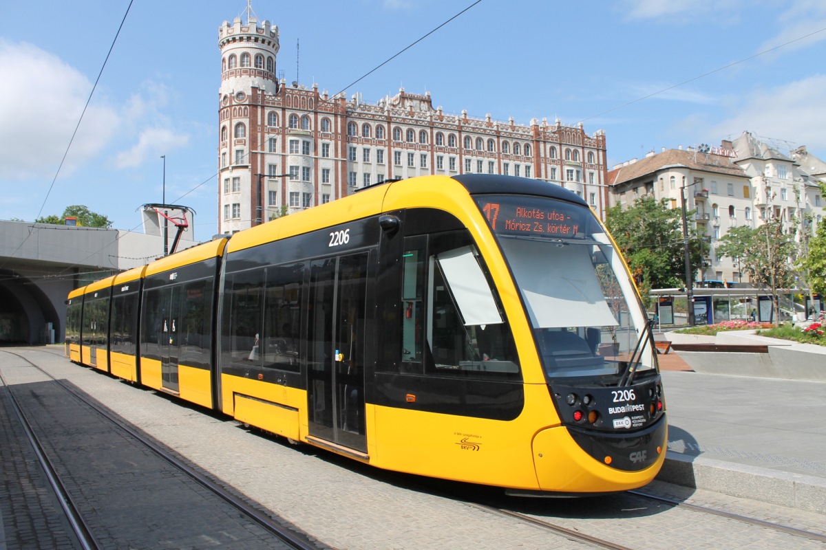 Budapest, CAF Urbos 3 # 2206