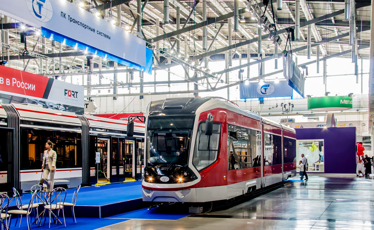 Москва, 71-922 «Варяг» № 0206; Екатеринбург — «ИННОПРОМ-2016»