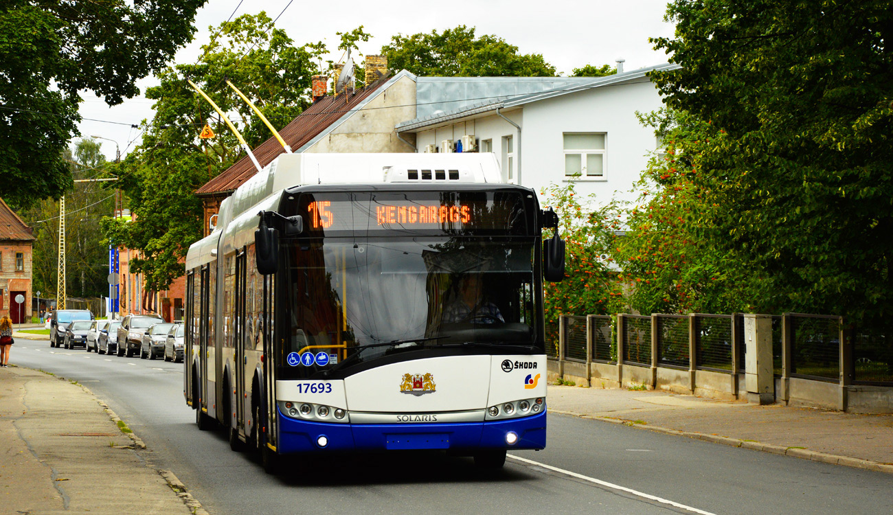 Рига, Škoda 27Tr Solaris III № 17693