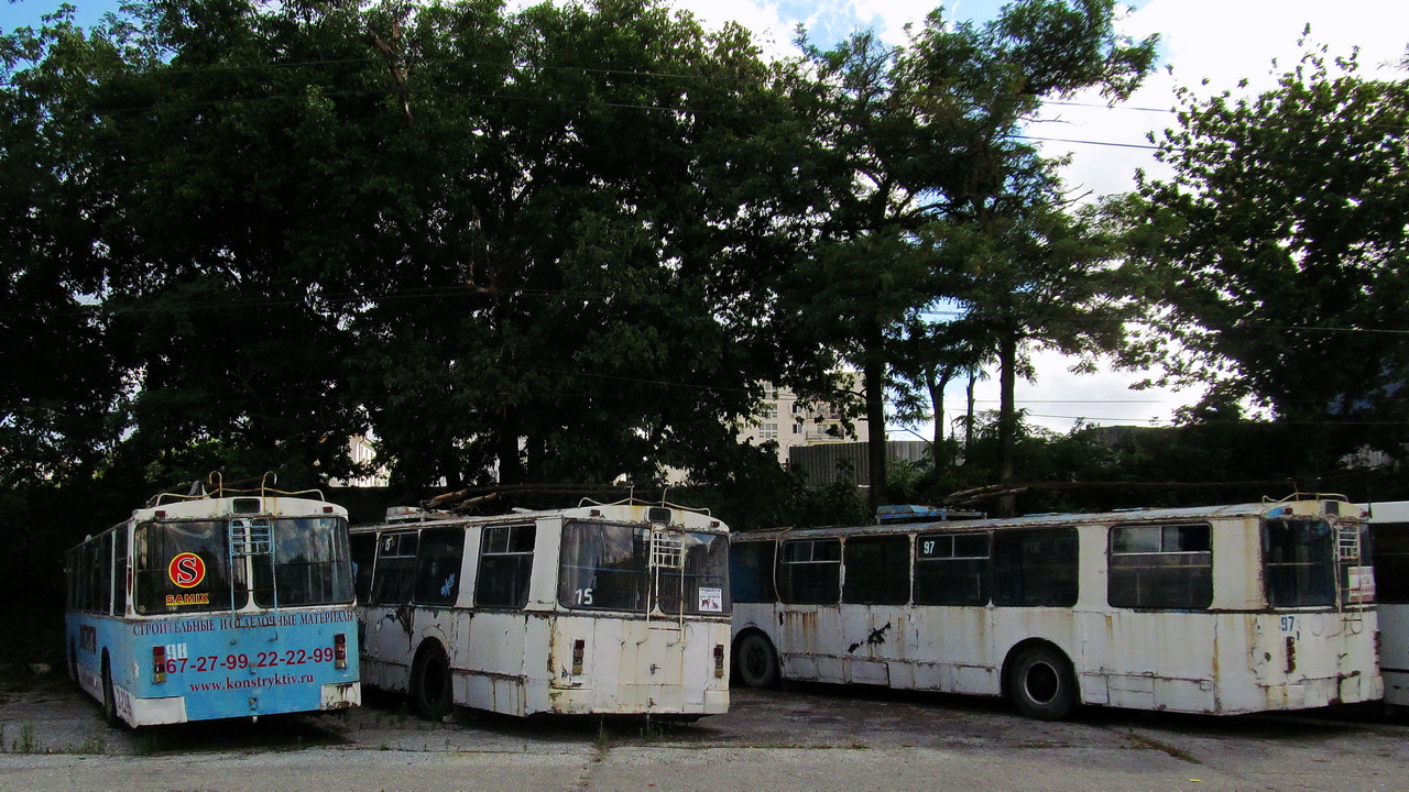 Novorossiysk, AKSM 101 Nr. 98; Novorossiysk, ZiU-682G-012 [G0A] Nr. 15; Novorossiysk, ZiU-682G [G00] Nr. 97