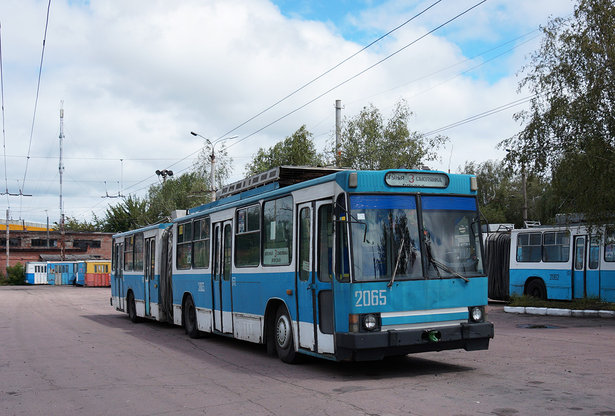 Żytomierz, YMZ T1 Nr 2065