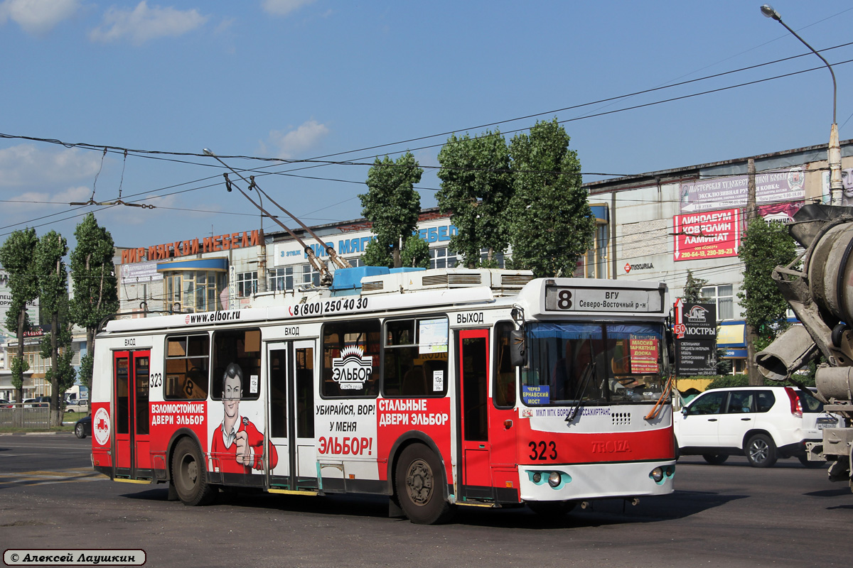Voronezh, ZiU-682G-016.02 č. 323 Voronezh, ZiU-682G-016.02 č. 323