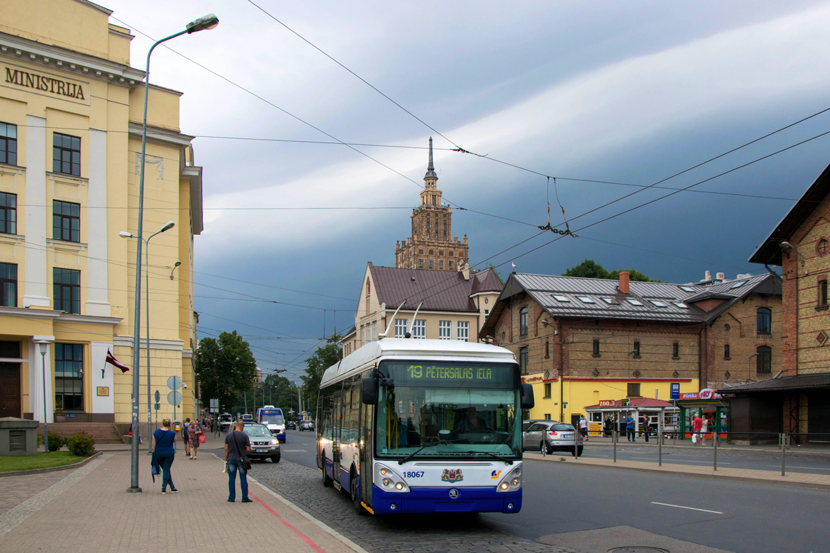 Riga, Škoda 24Tr Irisbus Citelis # 18067
