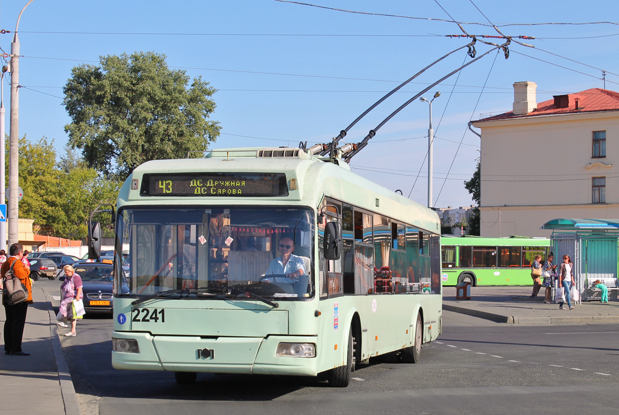 Минск, БКМ 321 № 2241
