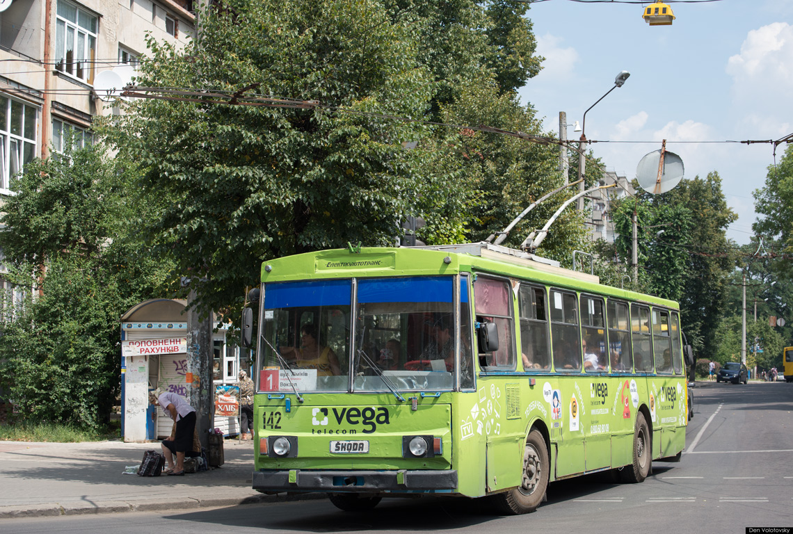 Ивано-Франковск, Škoda 14Tr02/6 № 142