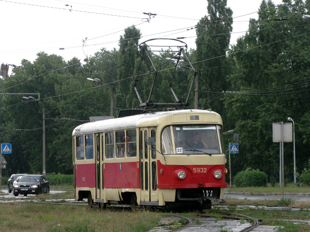 Киев, Tatra T3SU № 5932