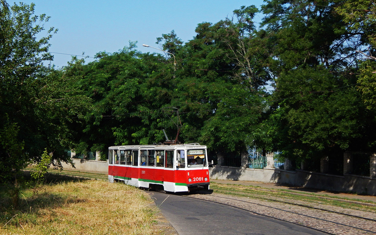 Николаев, 71-605 (КТМ-5М3) № 2061