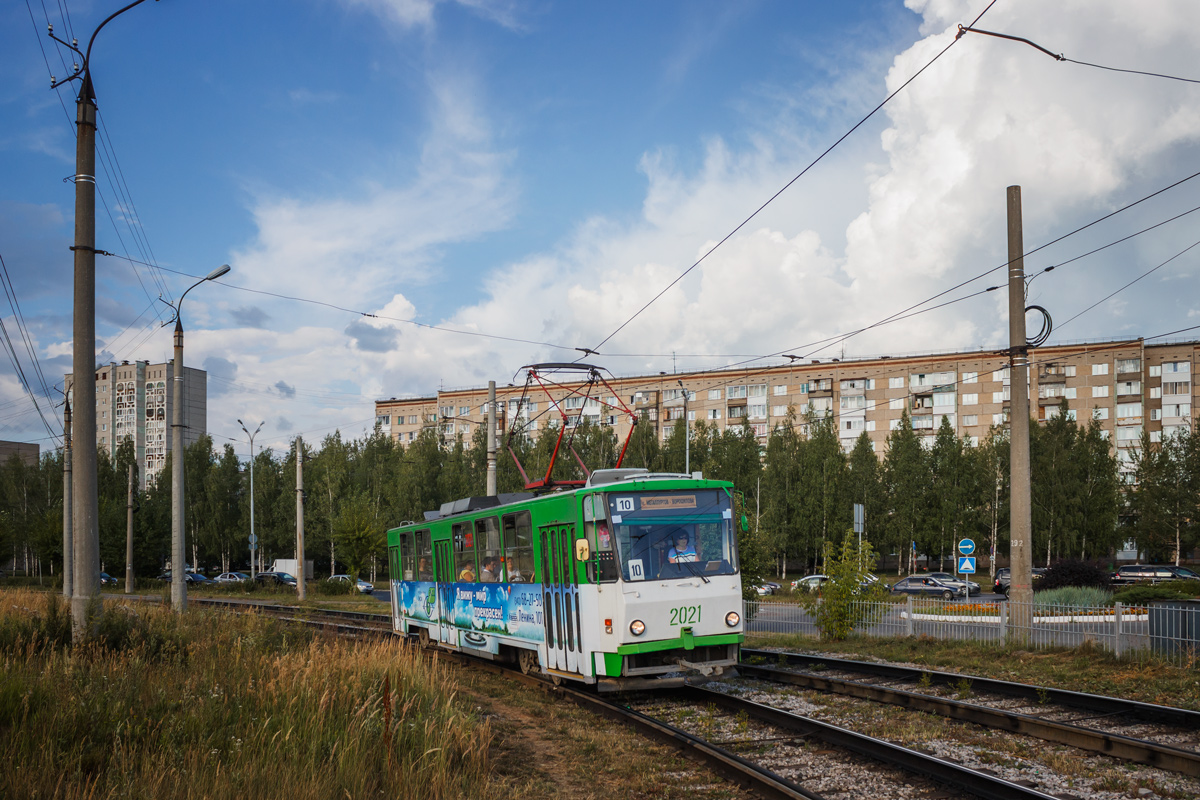 Izhevsk, Tatra T6B5SU Br. 2021
