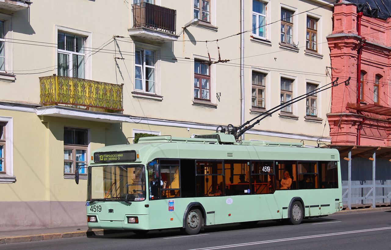Минск, БКМ 32102 № 4519