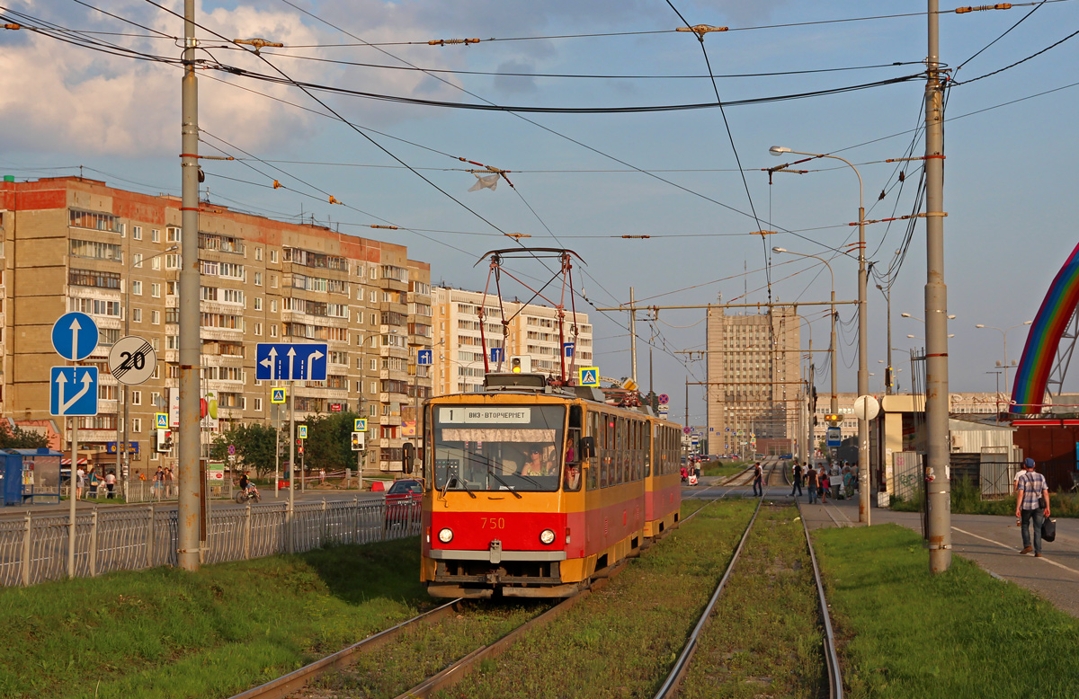 Екатеринбург, Tatra T6B5SU № 750