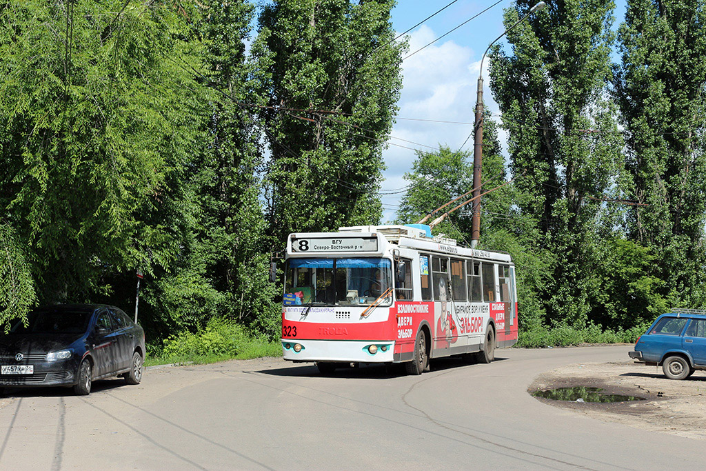Voronezh, ZiU-682G-016.02 Br. 323 Voronezh, ZiU-682G-016.02 Br. 323