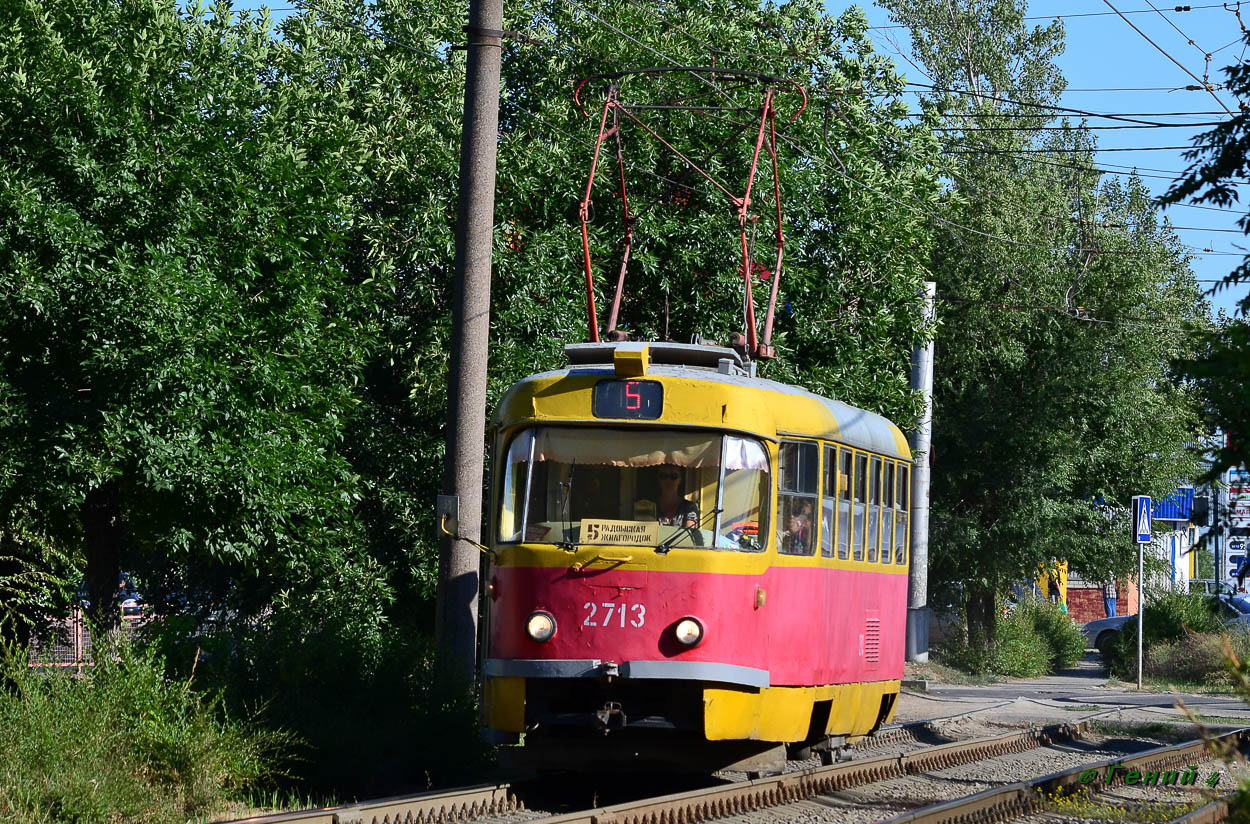 Volgográd, Tatra T3SU — 2713
