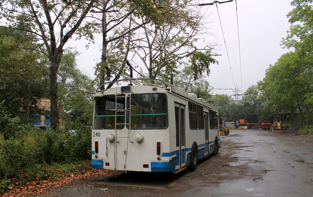 Владивосток, ЗиУ-682Г-016.02 № 248