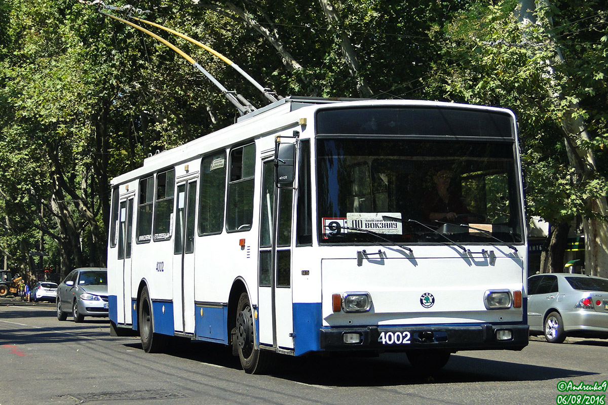 Одесса, Škoda 14Tr17/6M № 4002