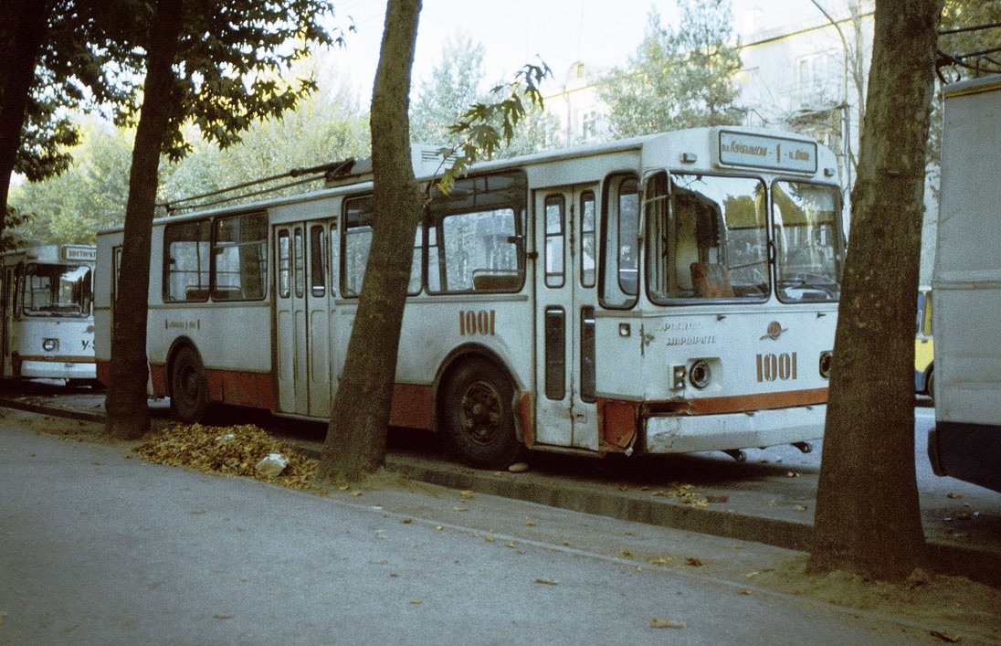 Душанбе, ЗиУ-682В [В00] № 1001; Душанбе — Исторические фотографии — Душанбе