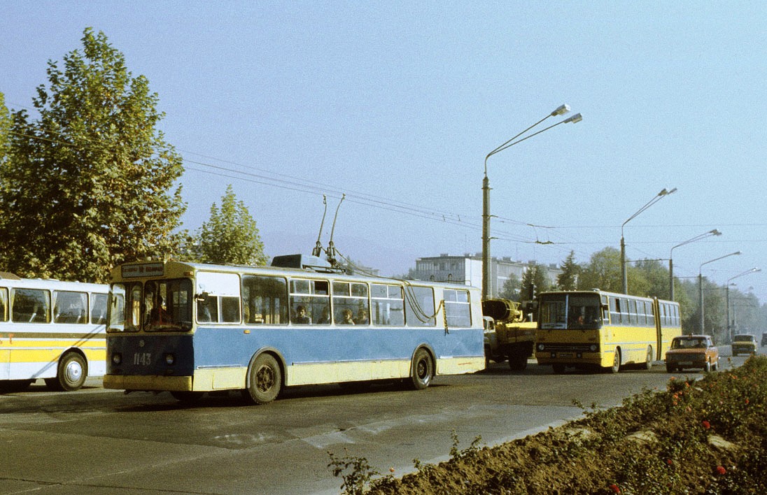 Душанбе, ЗиУ-682В № 1143; Душанбе — Исторические фотографии — Душанбе