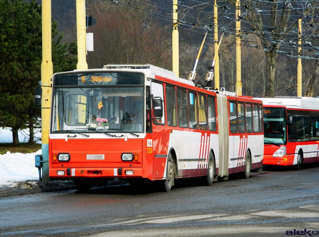 Prešov, Škoda 15Tr13/6M # 115; Prešov, Škoda 25Tr Irisbus Citelis # 708