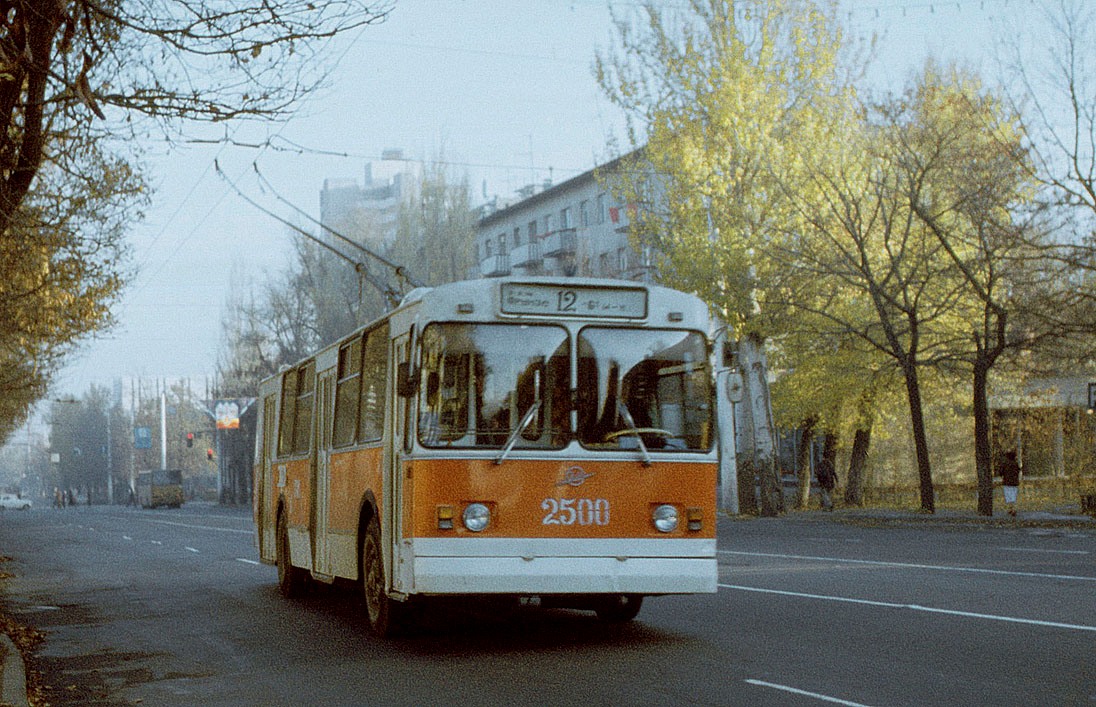 比什凯克, ZiU-682V10 # 2500; 比什凯克 — Old photos