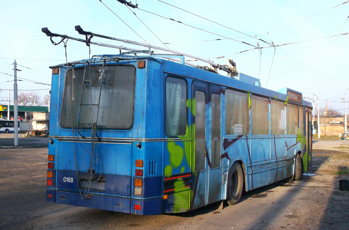 Таганрог, DAF Den Oudsten B79T-KM560 / Kiepe № 0168