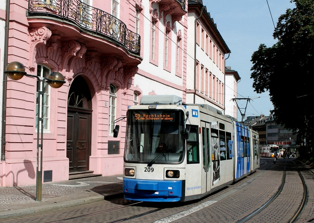 Mainz, Adtranz GT6M-ZR Nr. 209