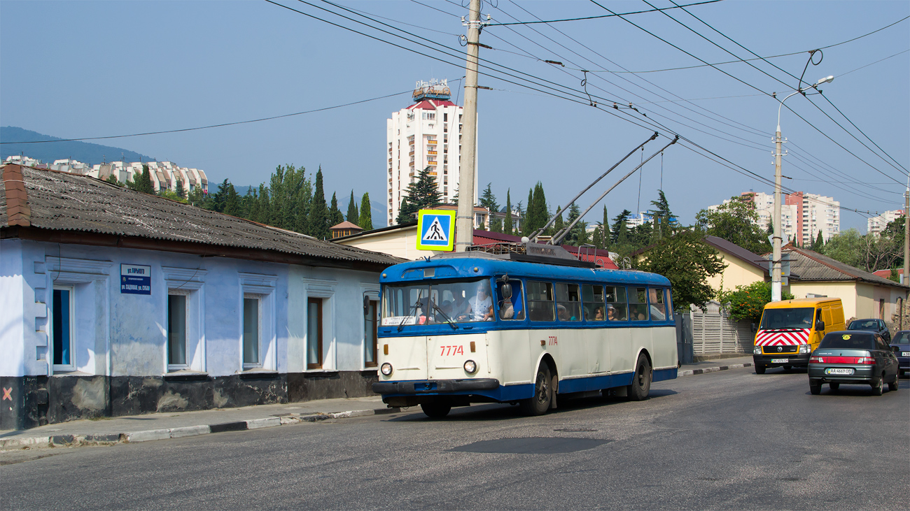Trolleybus de Crimée, Škoda 9TrH27 N°. 7774