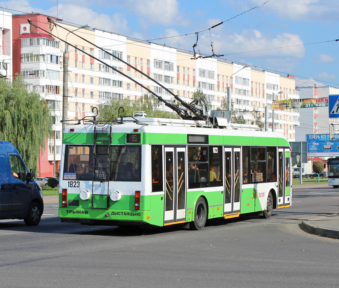 Гомель, БКМ 321 № 1823