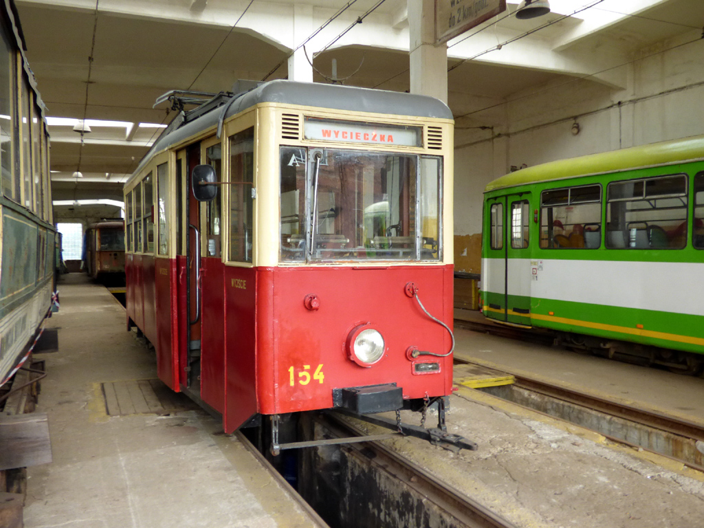 Лодзь, Konstal 5N № 154; Лодзь — депо Брус