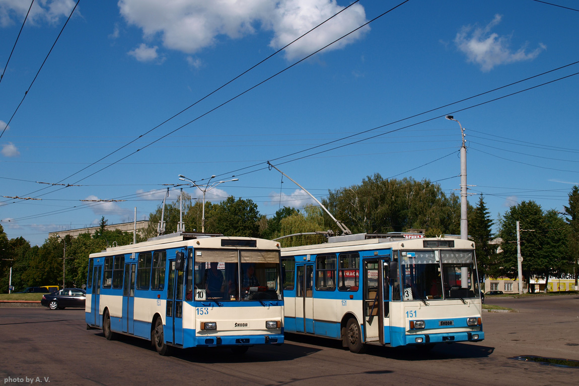 Ровно, Škoda 14Tr08/6 № 153