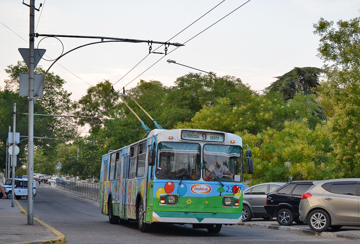 Севастополь, ЗиУ-682В-012 [В0А] № 2327