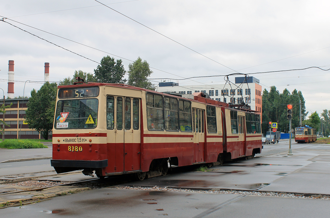 Saint-Petersburg, LVS-86K # 8180