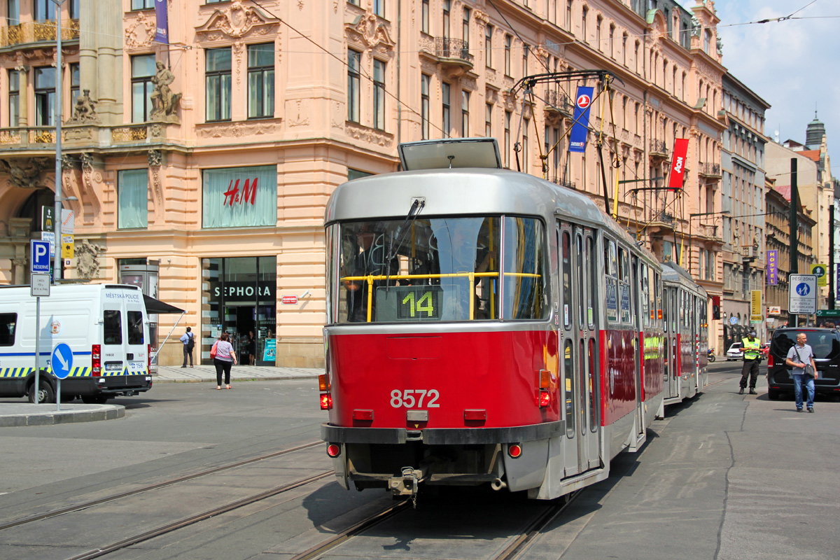 Прага, Tatra T3R.P № 8572