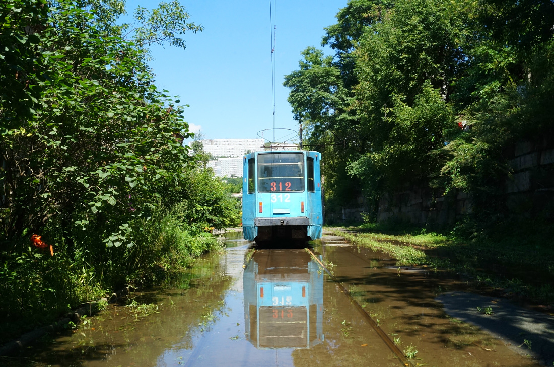 Владивосток, 71-608К № 312; Владивосток — Разные фотографии