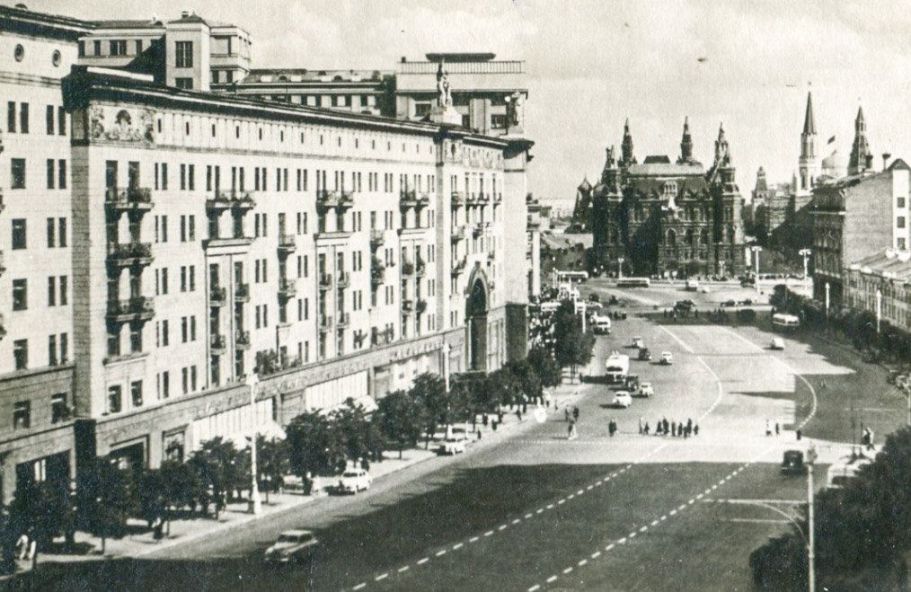 Москва — Виды с высоты; Москва — Исторические фотографии — Трамвай и Троллейбус (1946-1991); Москва — Троллейбусные линии: ЦАО