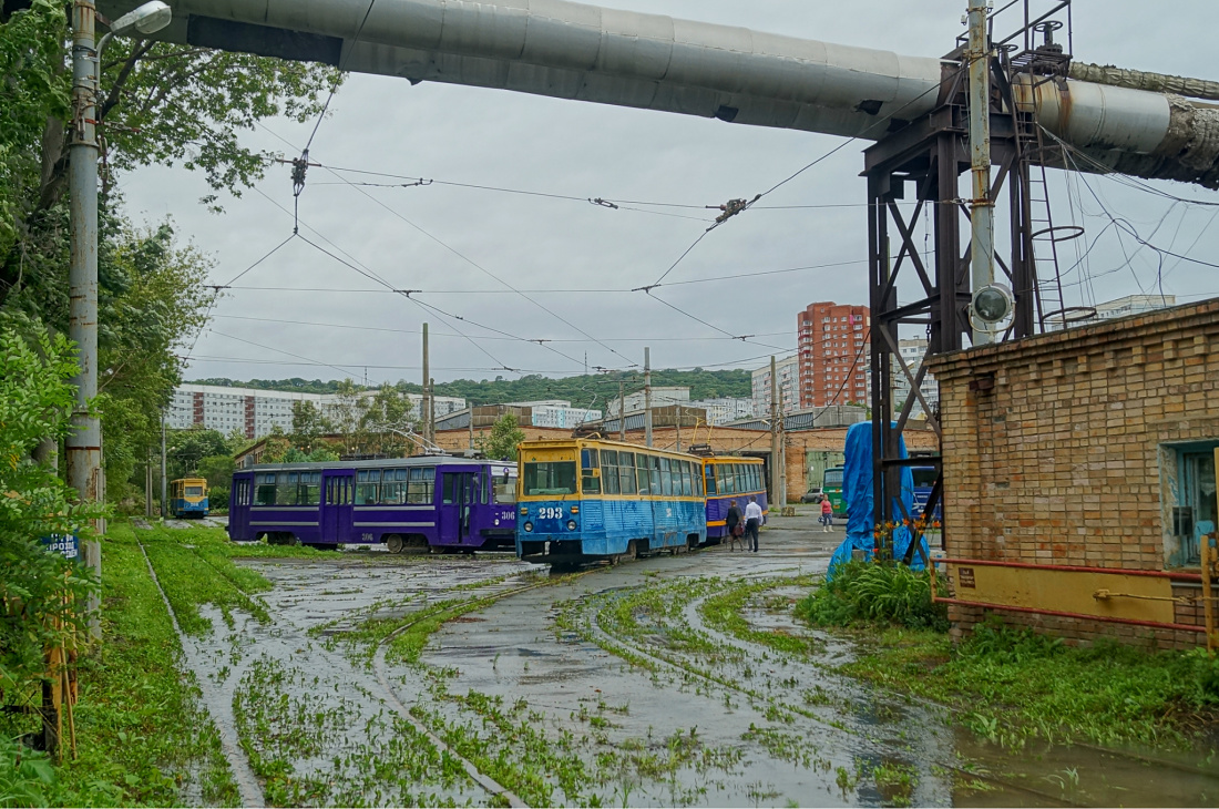 Владивосток, 71-605А № 293; Владивосток — Разные фотографии