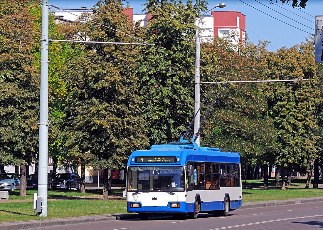 Брест, БКМ 32102 № 107