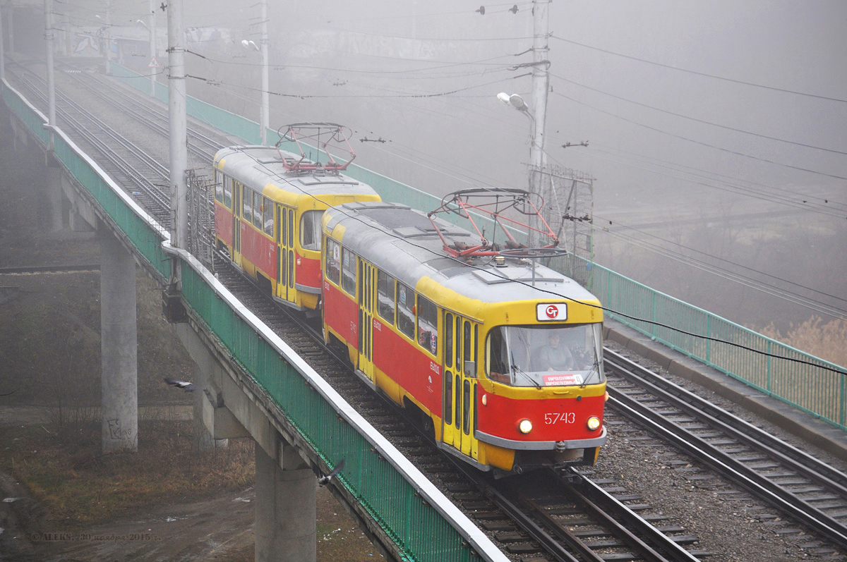 Волгоград, Tatra T3SU № 5743; Волгоград, Tatra T3SU № 5744