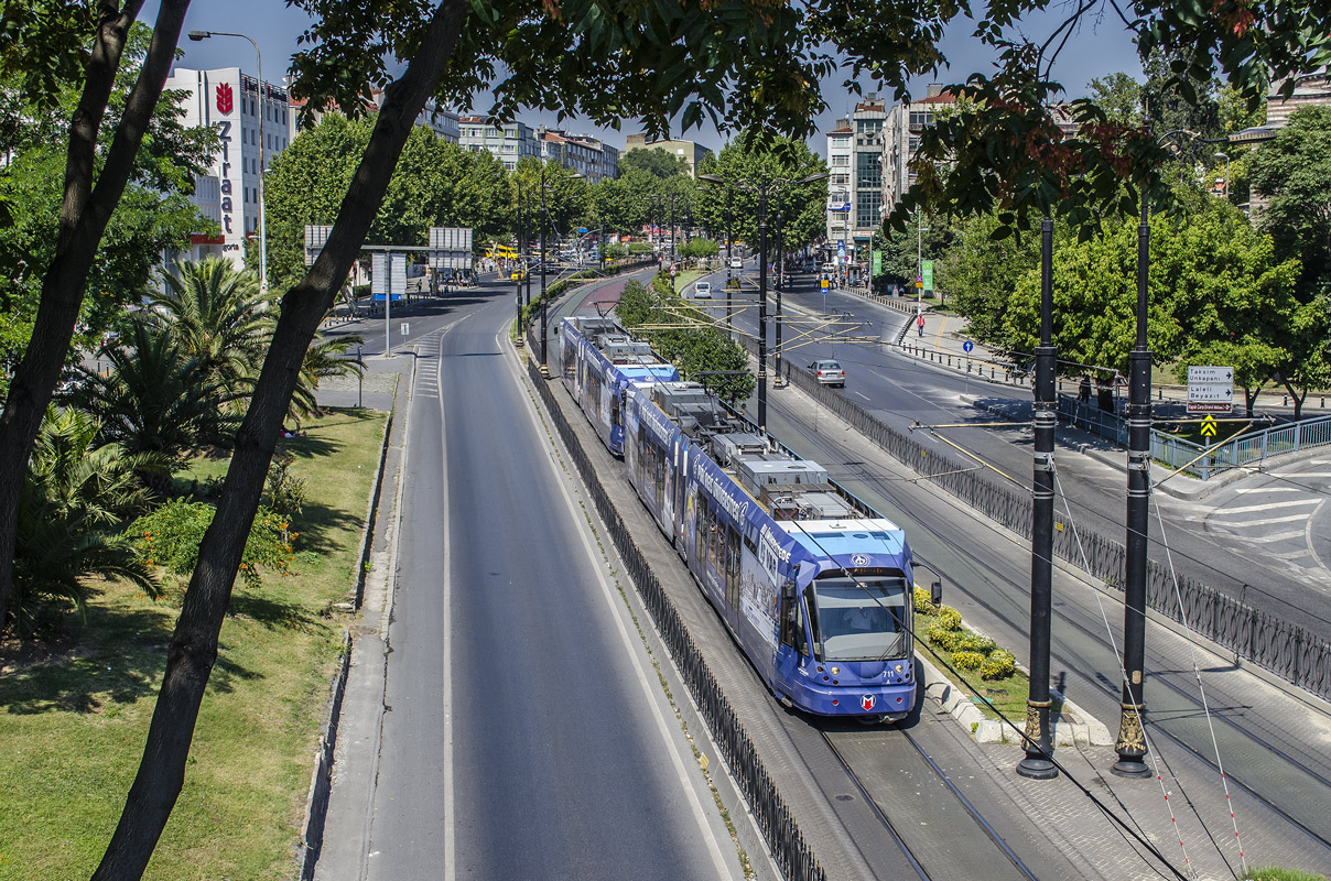 Стамбул, Bombardier Flexity Swift № 711